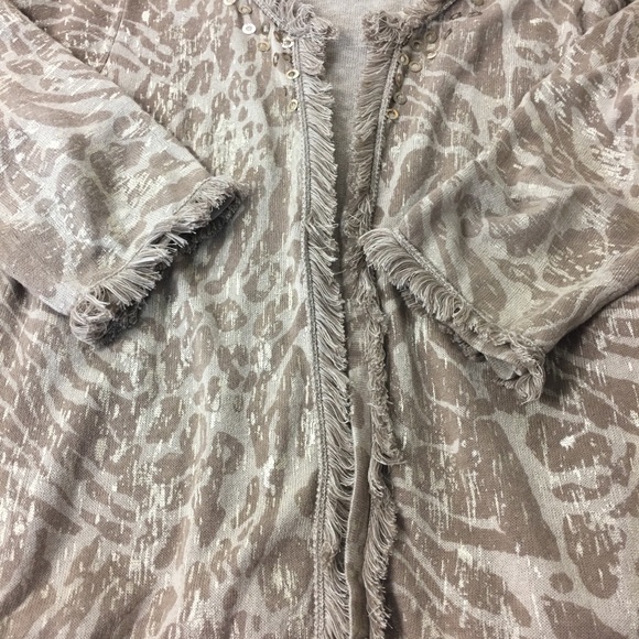 Chico’s Lightweight Animal Print Jacket - Picture 6 of 10